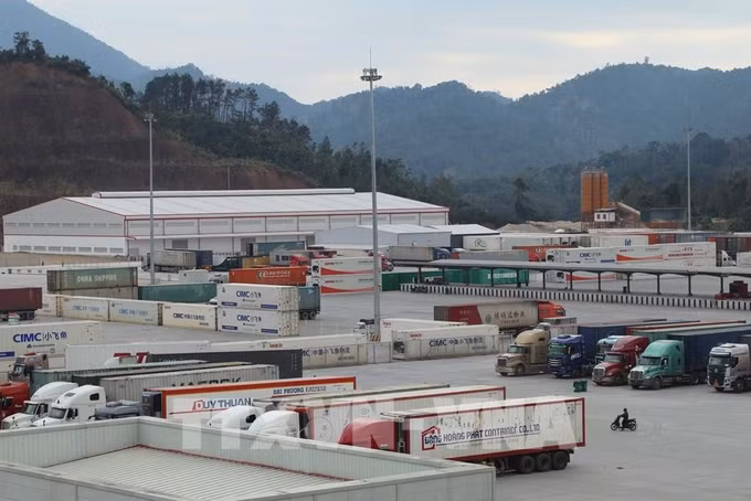 logistics-290726.jpg