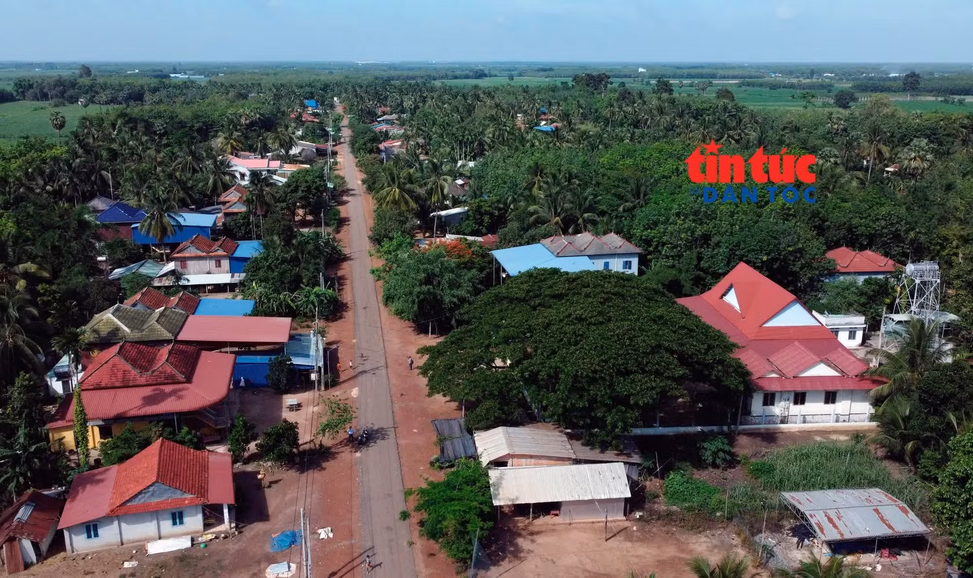 01-biengioitayninh3920264.jpg